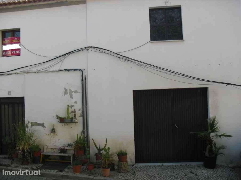 Moradia com garagem e indústria - Novo Preço!! - Grande imagem: 3/6