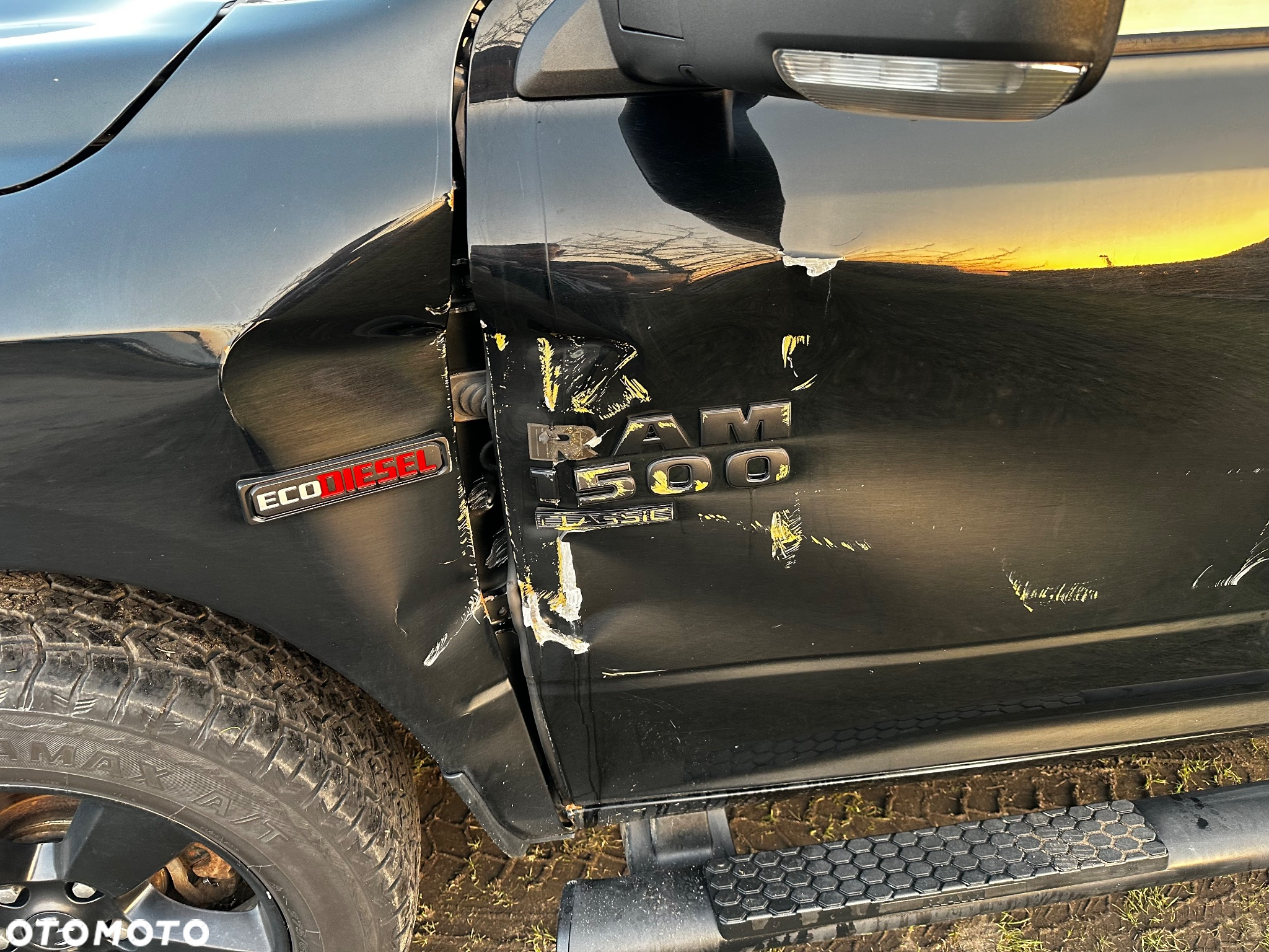 RAM 1500 Crew Cab Laramie - 4