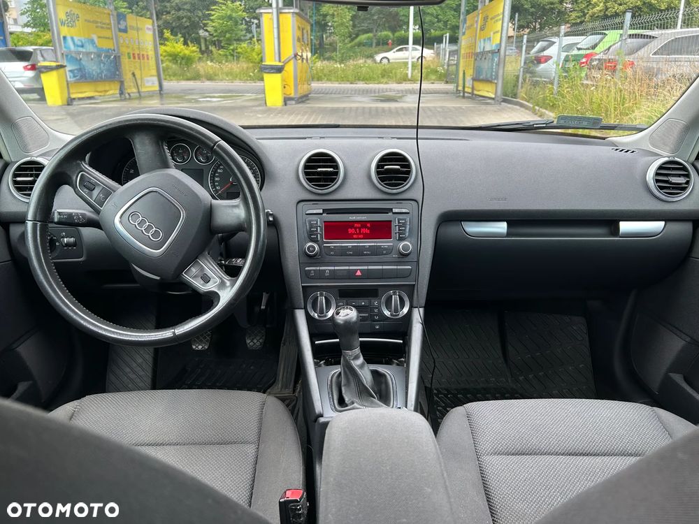 Audi A3 Sportback - 8