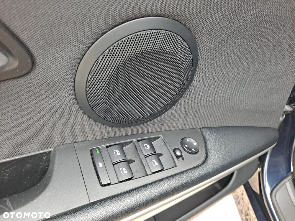 BMW Seria 3 320i - 19