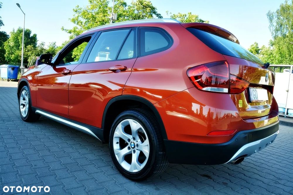 BMW X1 sDrive18i Sport Line - 4