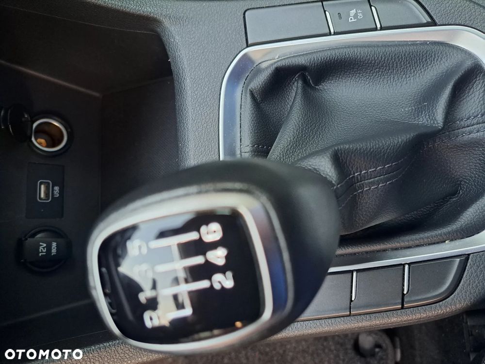 Hyundai i30 1.5 DPI Modern - 9