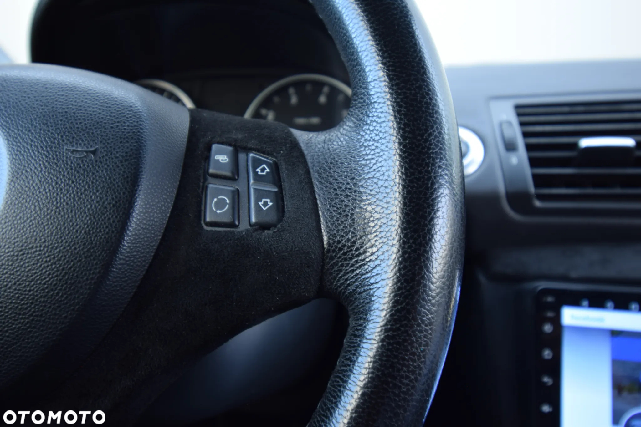 BMW Seria 1 116i - 21