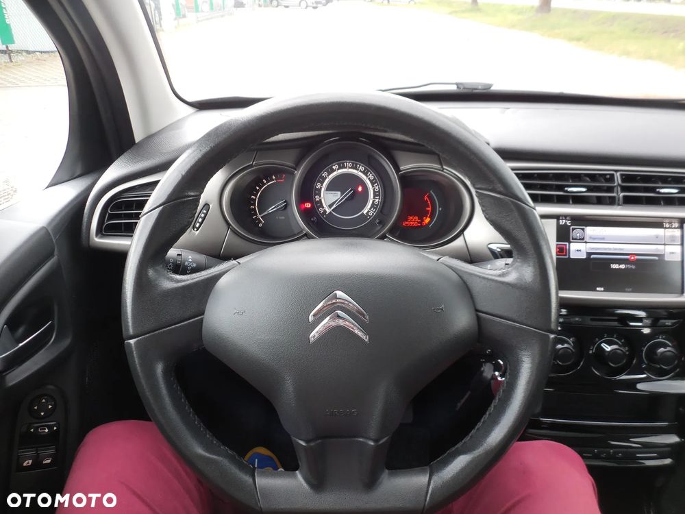 Citroën C3 Pure Tech 82 ELLE - 19