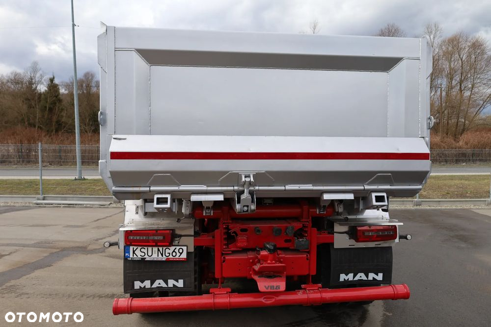 MAN TGX - 22