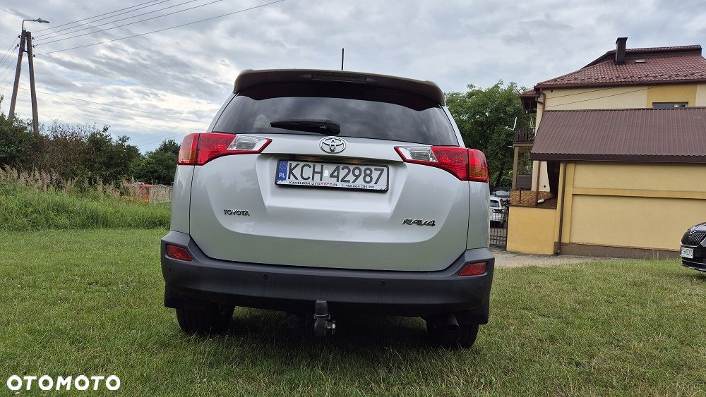 Toyota RAV4 2.0 D-4D Premium - 10