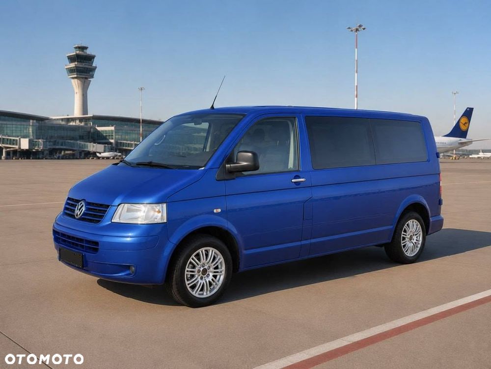 Volkswagen Multivan - 9