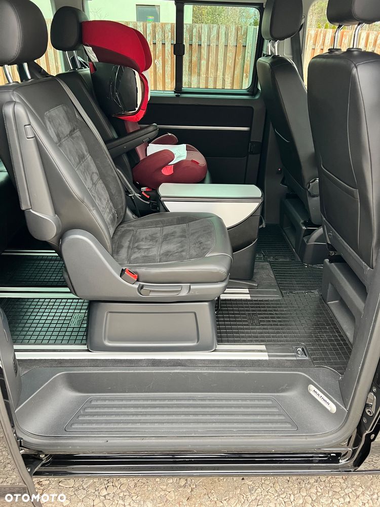Volkswagen Multivan 2.0 TDI L1 Highline 4Motion DSG - 22