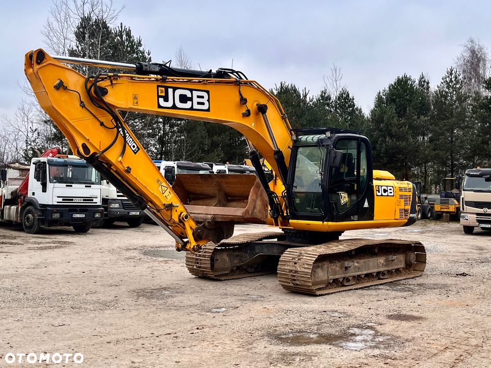JCB JS220 - 7