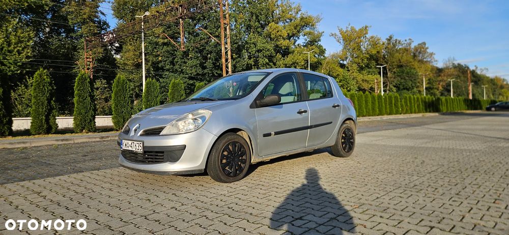Renault Clio - 1