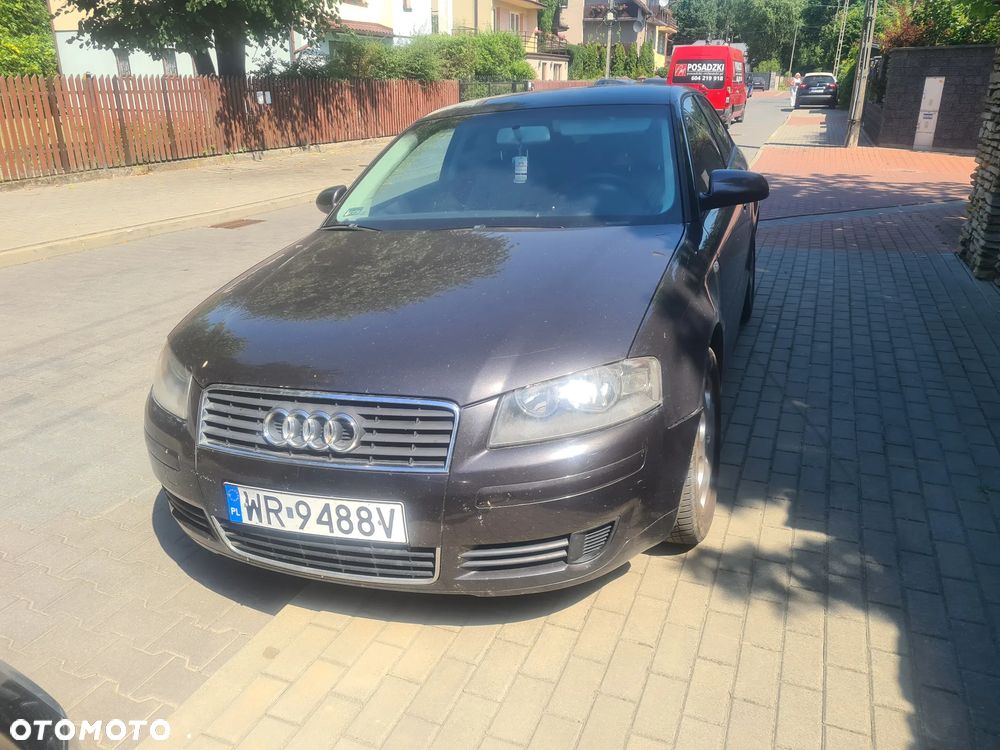 Audi A3 3-drzwiowe 2.0 FSI Ambition - 5