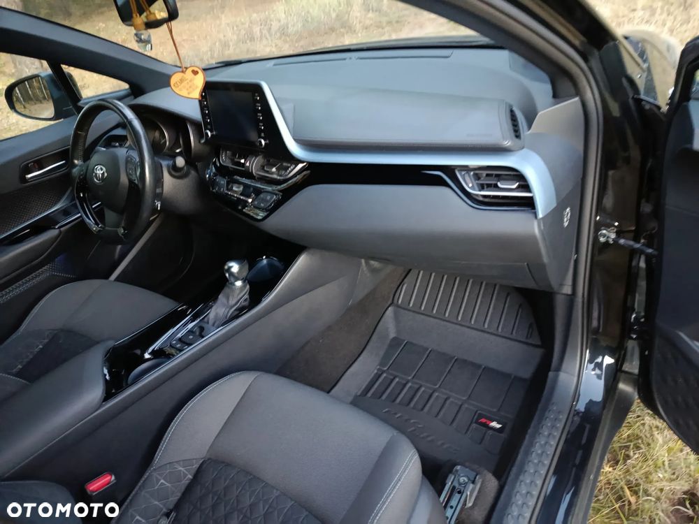 Toyota C-HR - 24