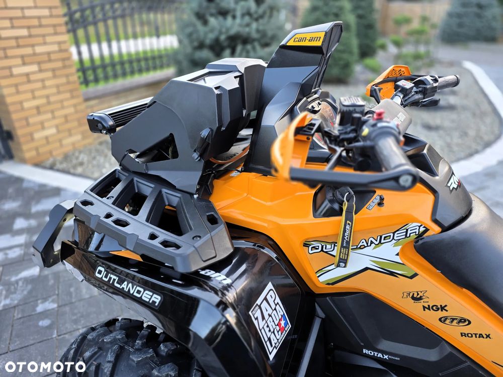 Can-Am Outlander - 19