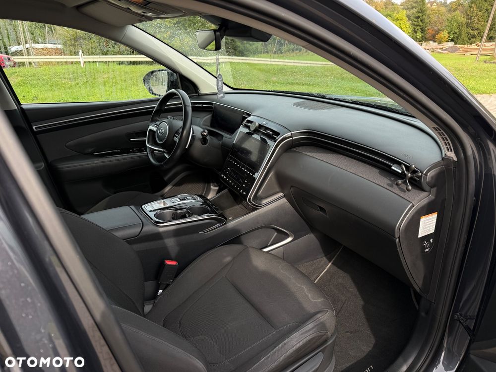 Hyundai Tucson 1.6 T-GDi HEV Executive 4WD - 16
