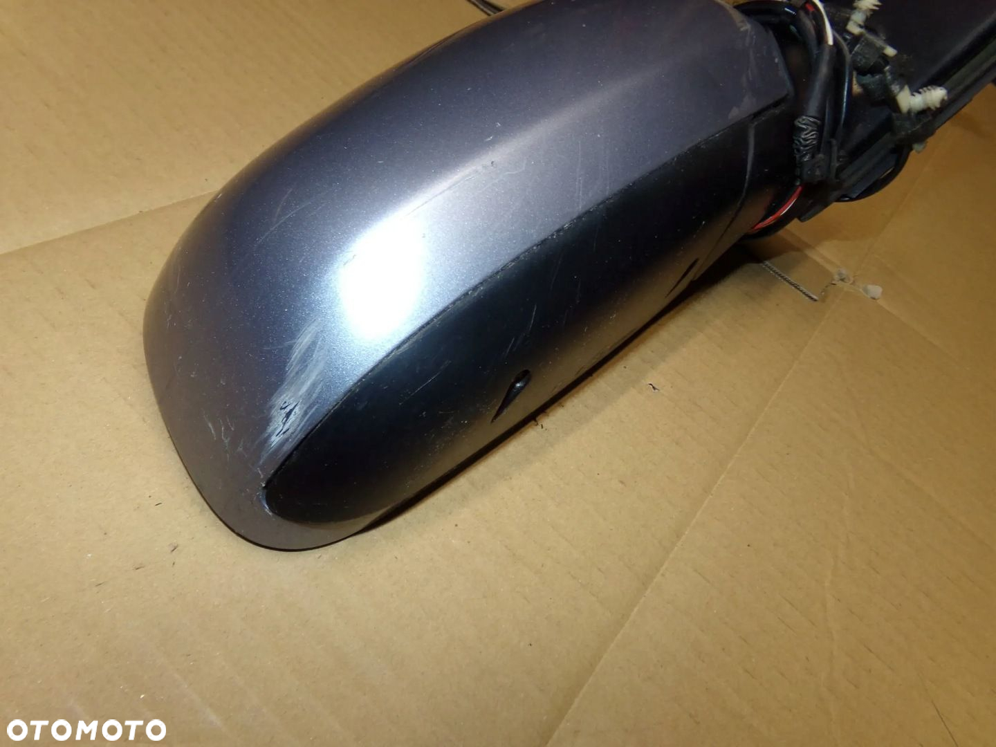 LUSTERKO PRAWE 5 PIN LY7H AUDI A4 B6 - 4