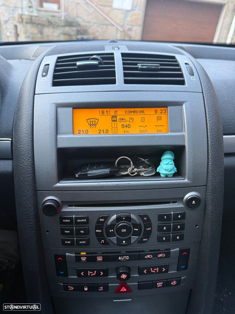 Peugeot 407 SW 1.6 HDi Executive - 18