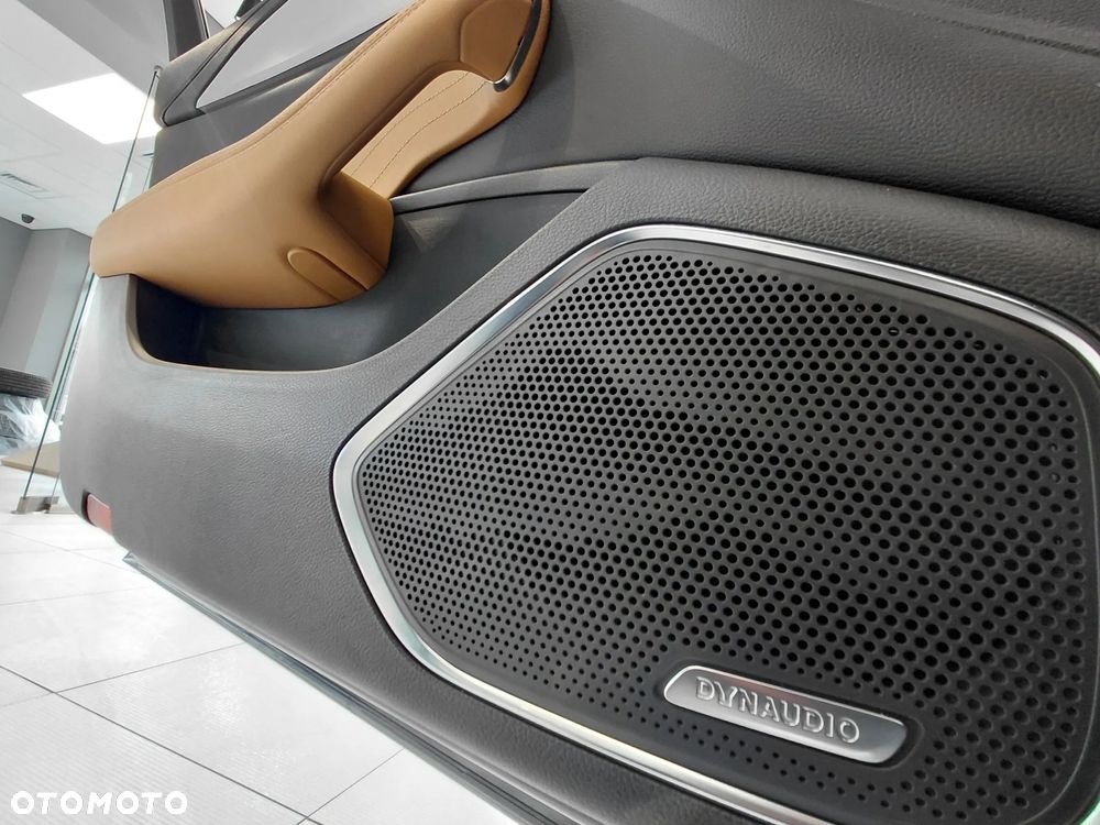 Hongqi H5 2.0T Comfort - 12