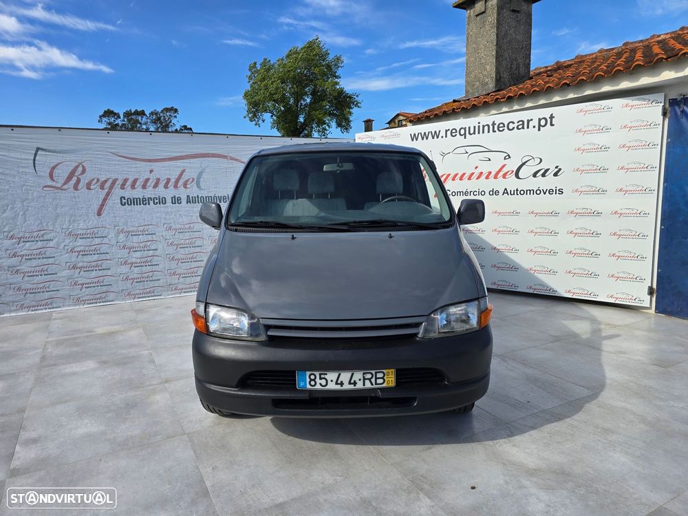 Toyota HiAce 2.4 D LXH12LB - 3