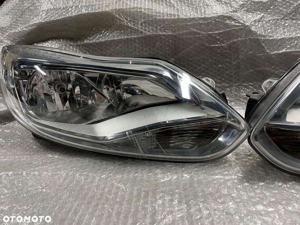 LAMPY LEWA PRAWA FORD FOCUS MK3 SREBRNE BM51-13W030NB - 3