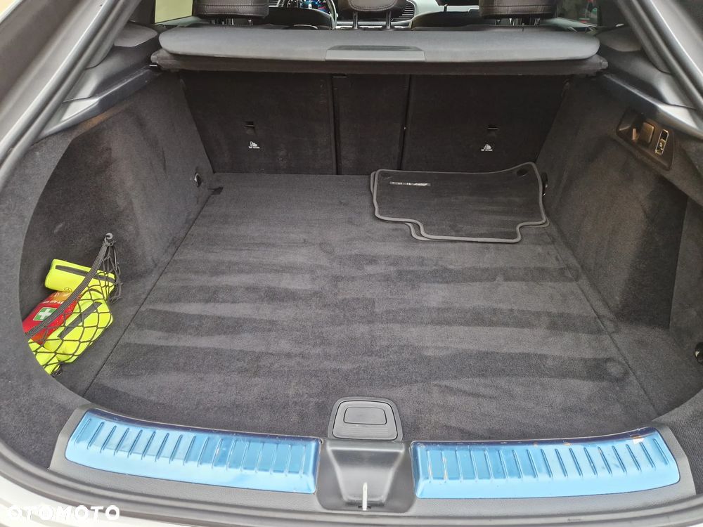 Mercedes-Benz GLE - 26