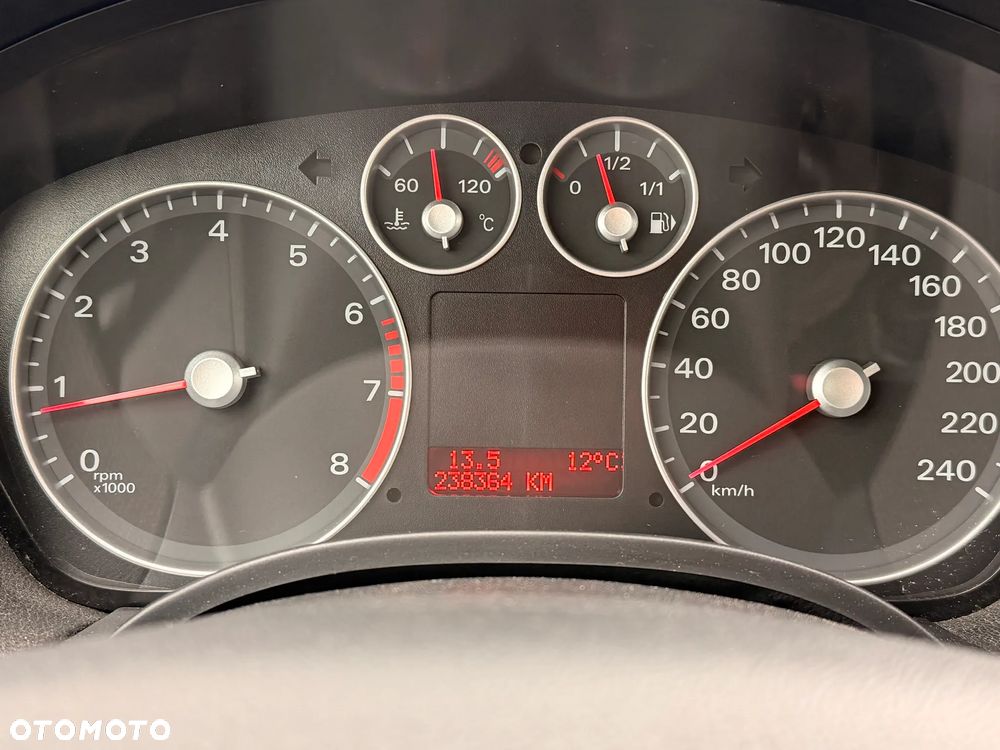 Ford Focus 1.6 Ambiente - 21