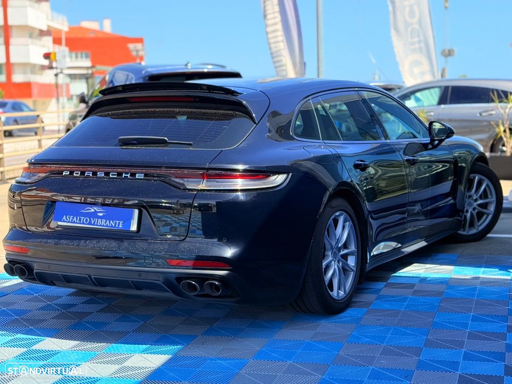 Porsche Panamera Sport Turismo 4 E-Hybrid Edition 10 Anos - 3