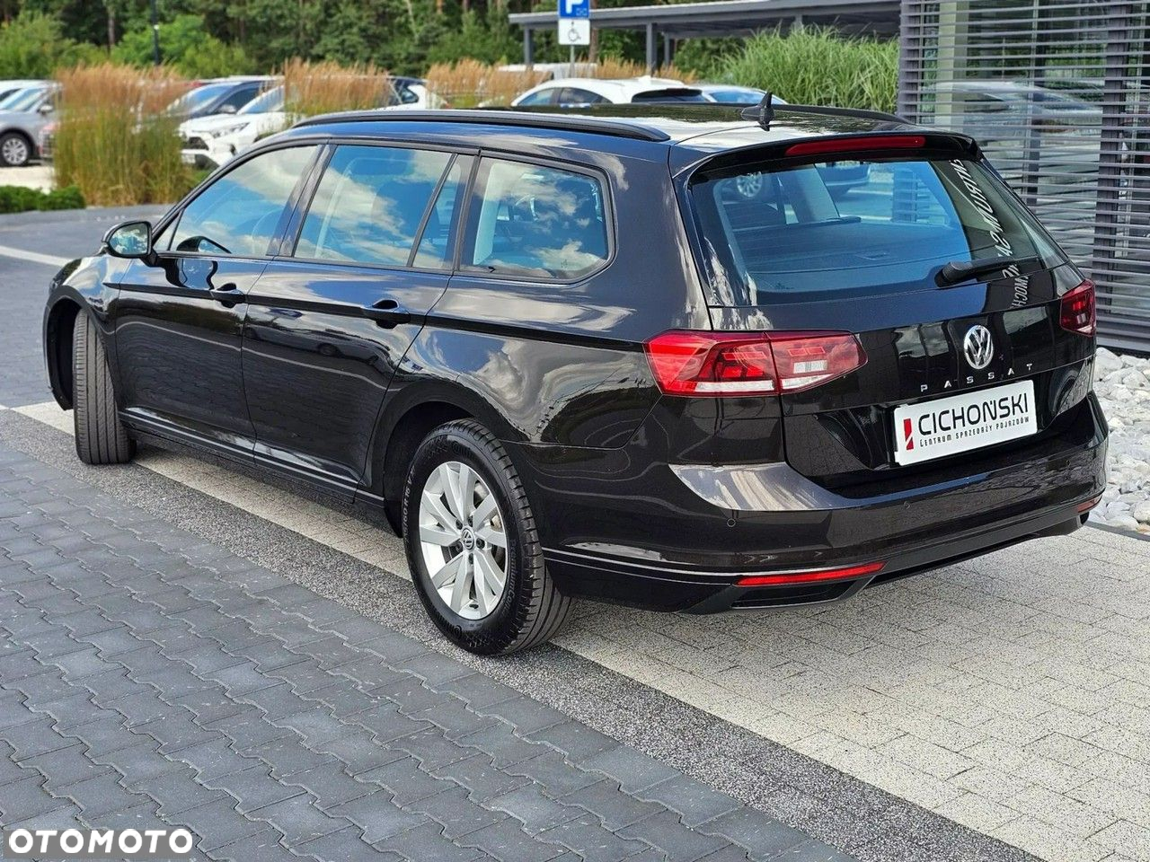 Volkswagen Passat - 6