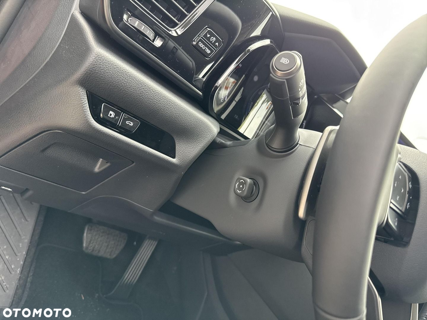 Lexus NX - 14