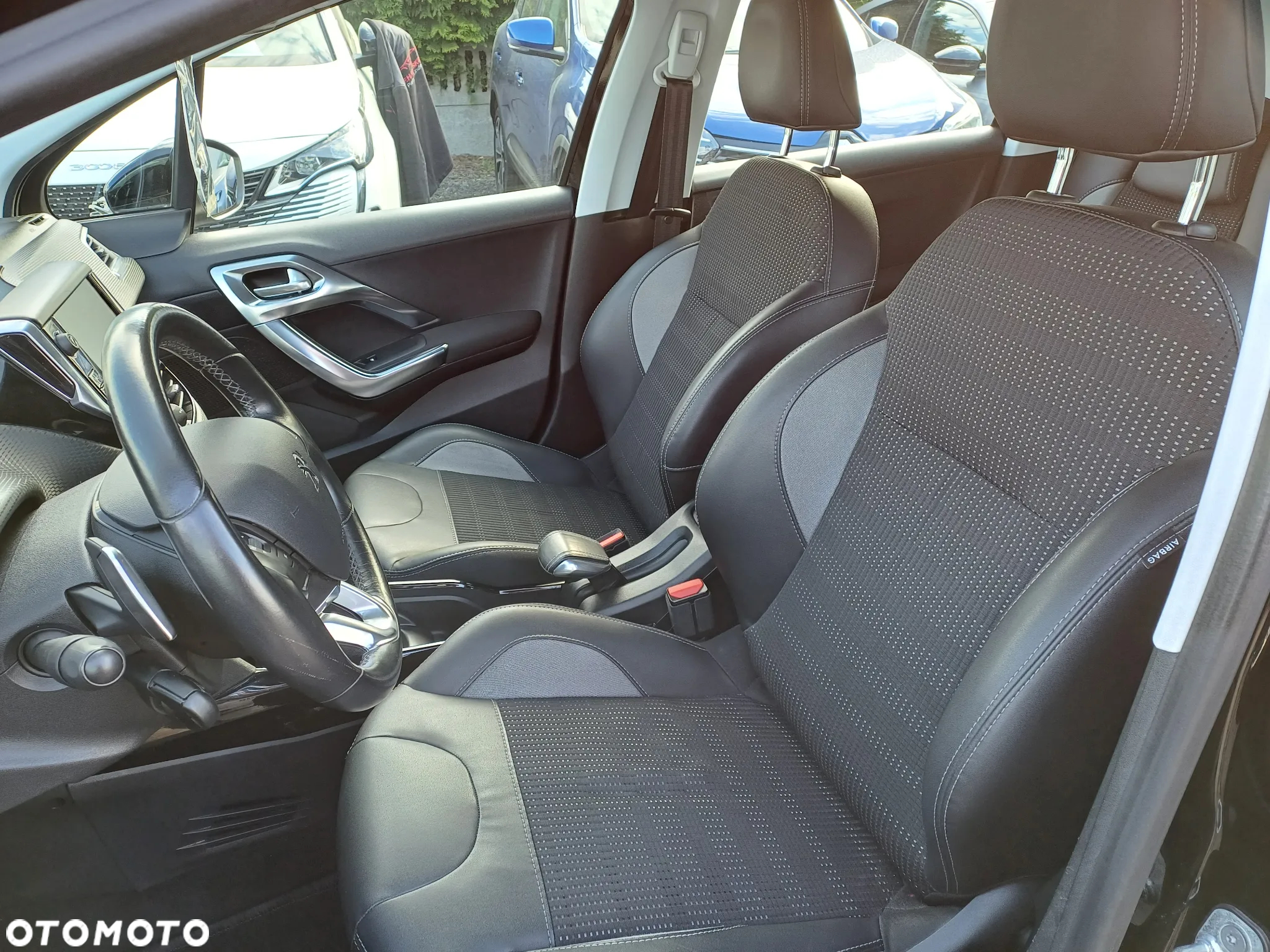 Peugeot 2008 82 e-VTI ETG5 Allure - 13