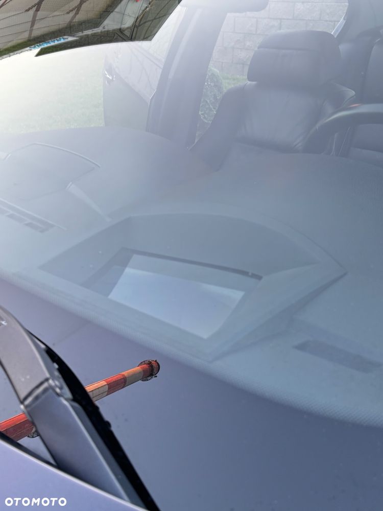 BMW Seria 5 545i - 22