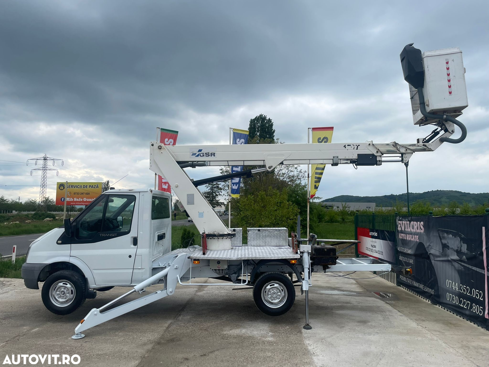 Ford Transit NACELA 4x4 18 M - 8