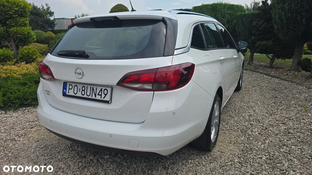 Opel Astra 1.2 T Elegance S&S - 20