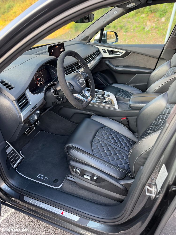 Audi SQ7 4.0 TDI V8 quattro Tiptronic 7L - 55