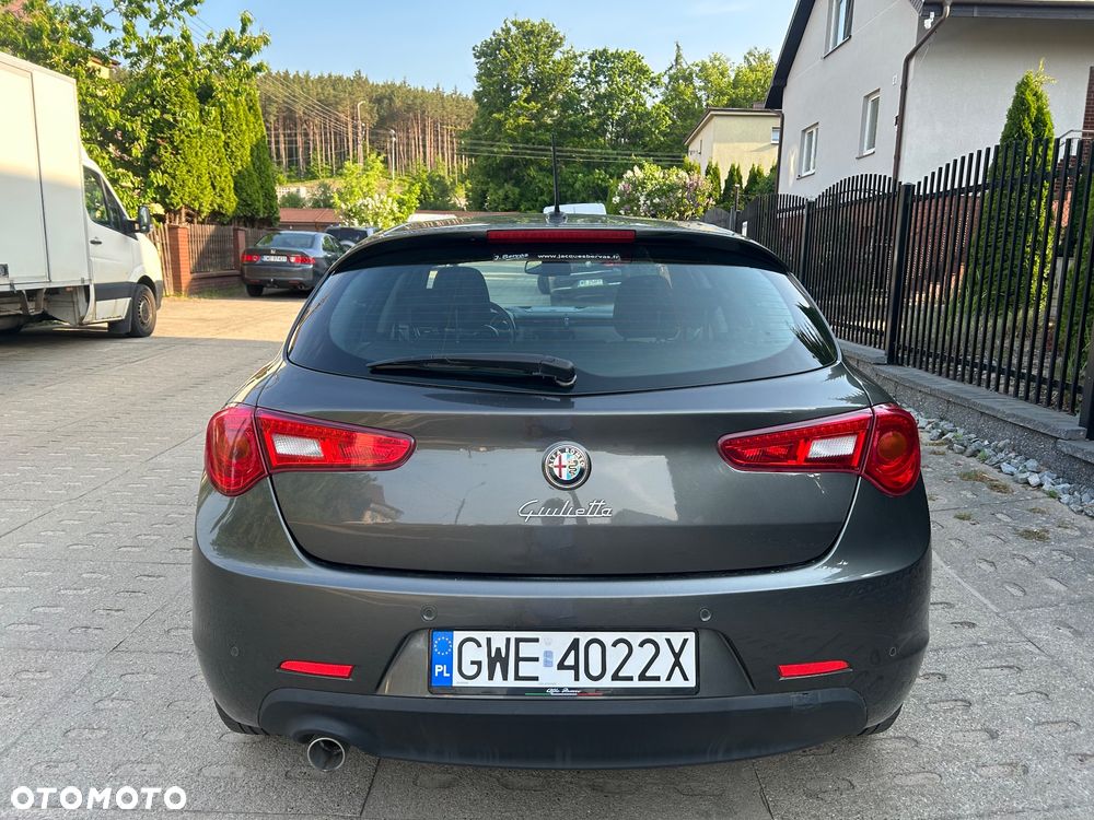 Alfa Romeo Giulietta 1.6 JTDM 16V Turismo - 3