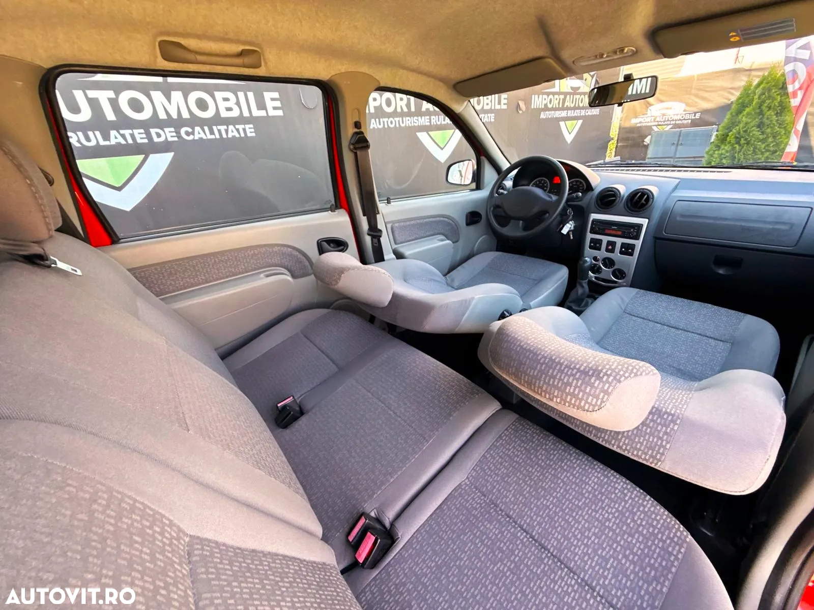 Dacia Logan MCV K90 1.6 16v Laureate - 24