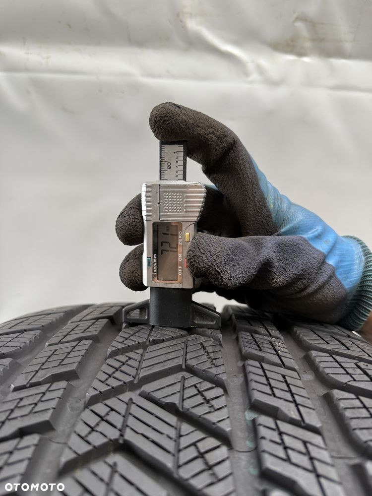 295/40/20 Pirelli Scorpion Winter NO 106V - 5