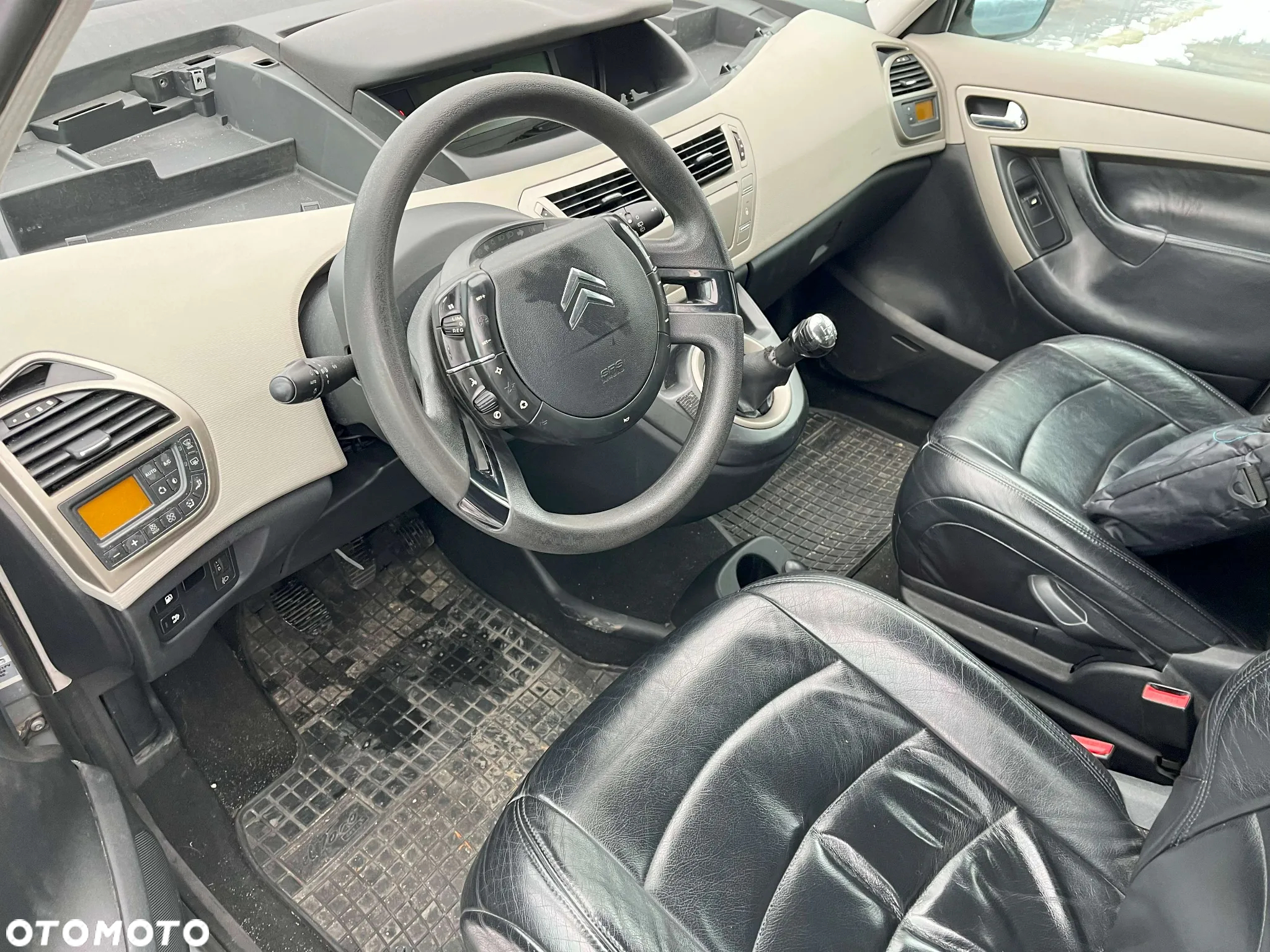 Citroën C4 Picasso 1.6 HDi FAP 7-Sitzer Confort - 8