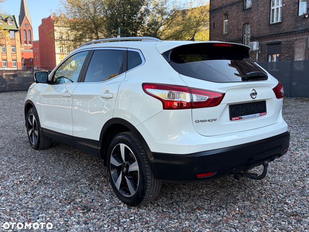 Nissan Qashqai 1.6 DIG-T 360 - 12