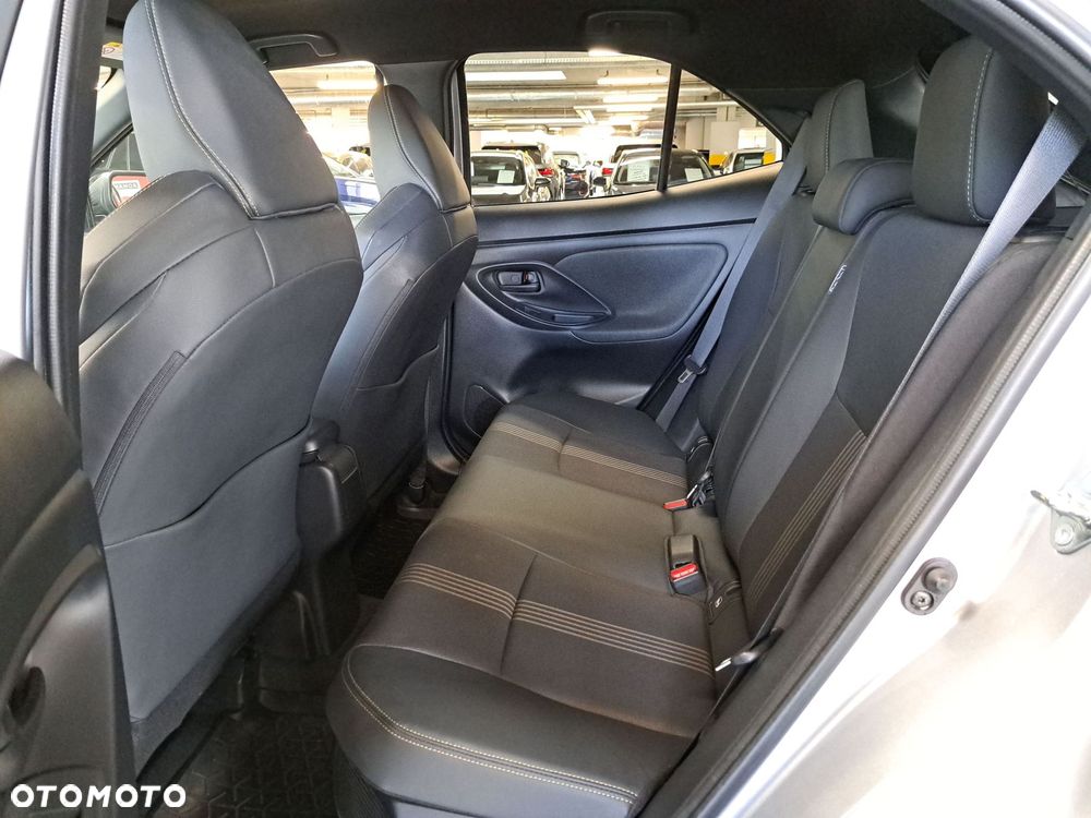 Toyota Yaris Cross Hybrid 1.5 Adventure 4x4 - 31