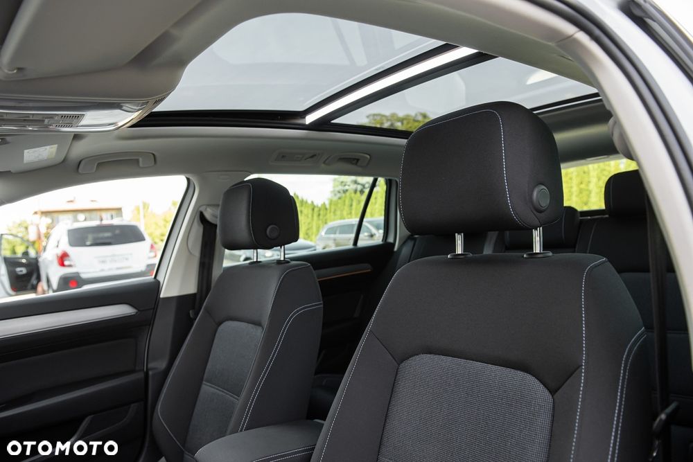 Volkswagen Passat Variant - 18