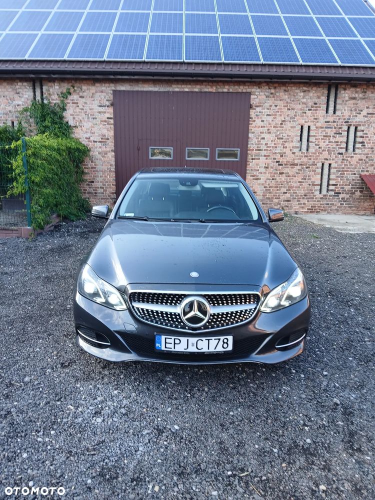 Mercedes-Benz Klasa E 250 CDI DPF BlueEFFICIENCY 7G-TRONIC Elegance - 12