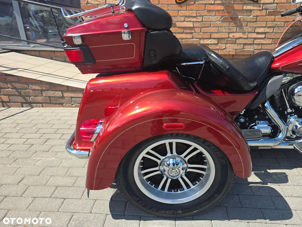 Harley-Davidson Street Glide Trike - 13