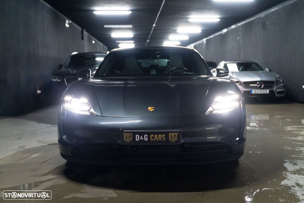 Porsche Taycan 4S - 24