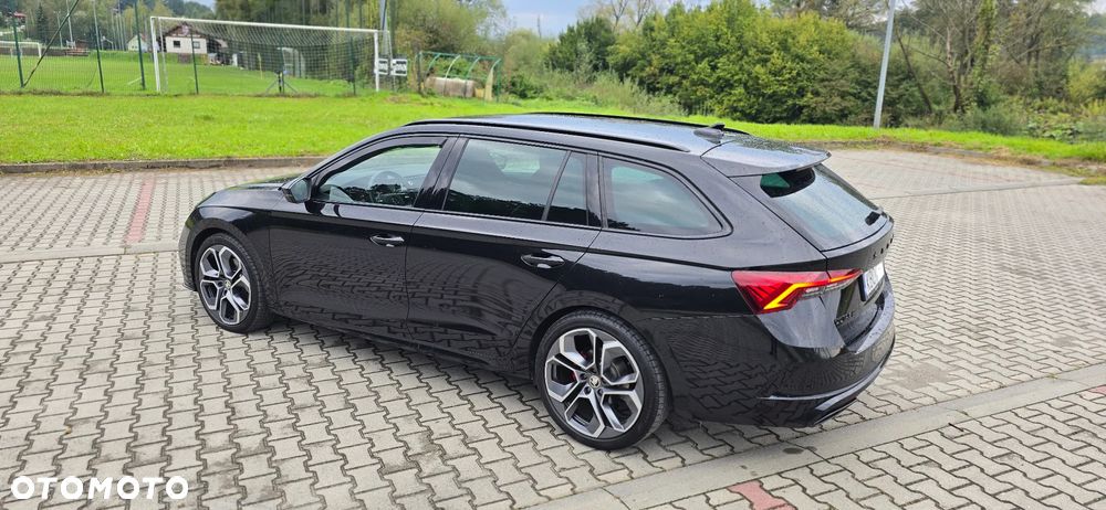 Skoda Octavia 2.0 TDI DSG 4x4 RS Plus - 12