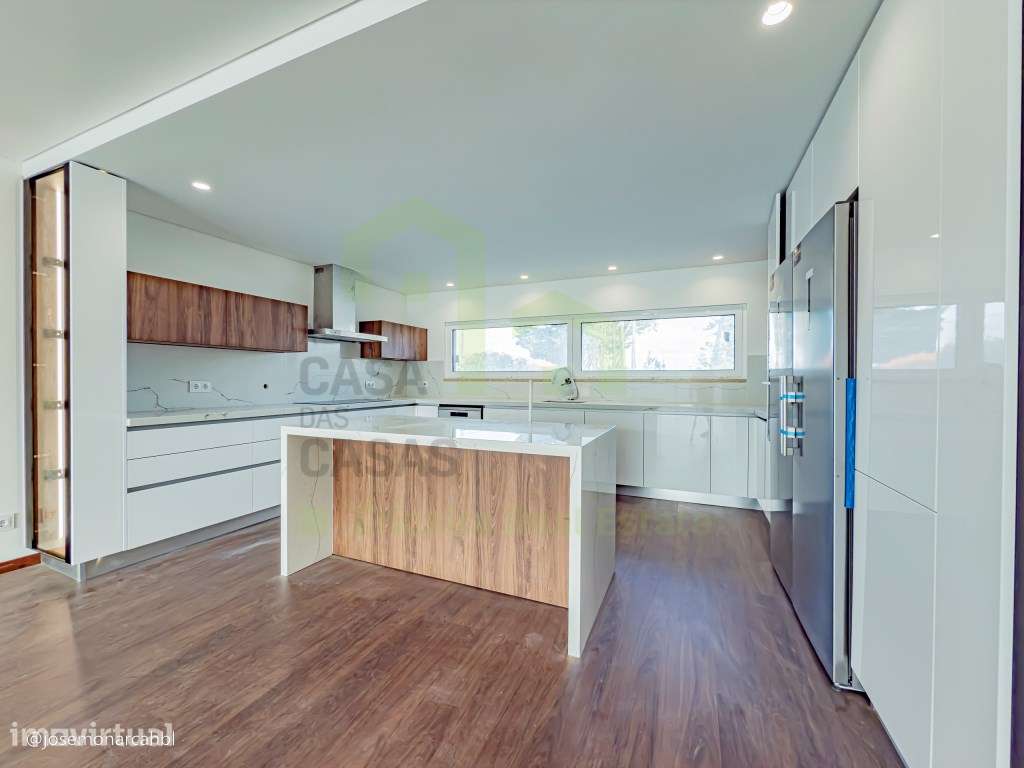 Vende Moradia T4 - Ericeira 18 km, A Casa das Casas - Grande imagem: 4/47