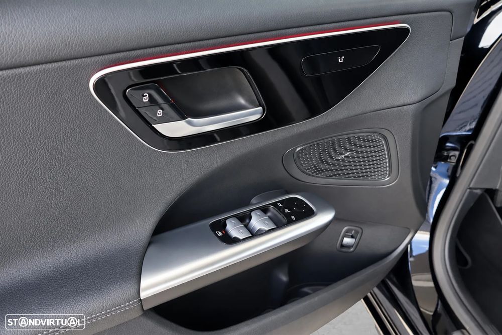 Mercedes-Benz C 300 de Avantgarde - 16