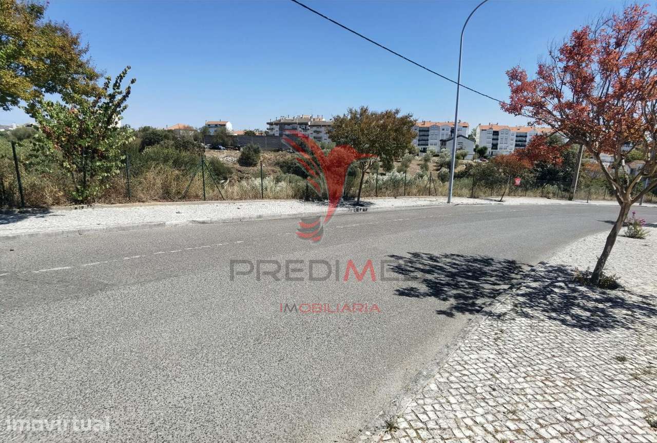Lote de terreno urbano, localidade de Alcanena - Grande imagem: 4/22