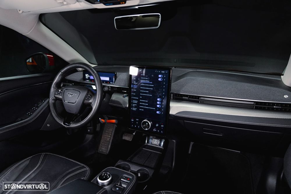Ford Mustang Mach-E 72.6 kWh Base - 9