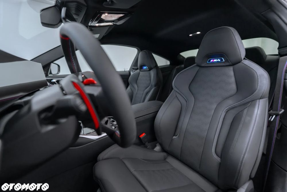 BMW M4 Competition M xDrive - 23