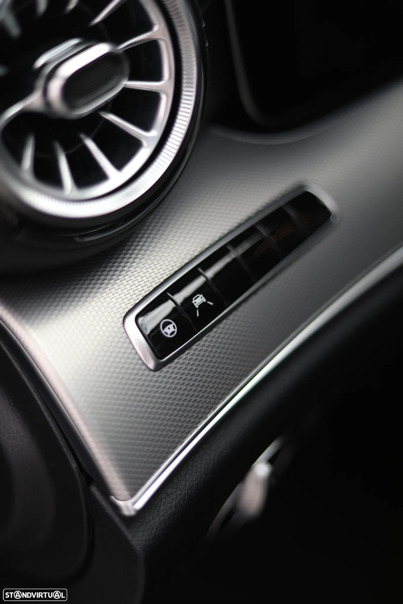 Mercedes-Benz E 220 d 9G-TRONIC AMG Line - 24